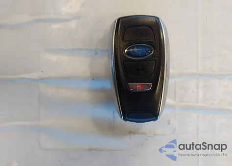 2016 Subaru Outback 3.6R Limited z USA, uszkodzony, nr VIN 4S4BSENC5G3325167